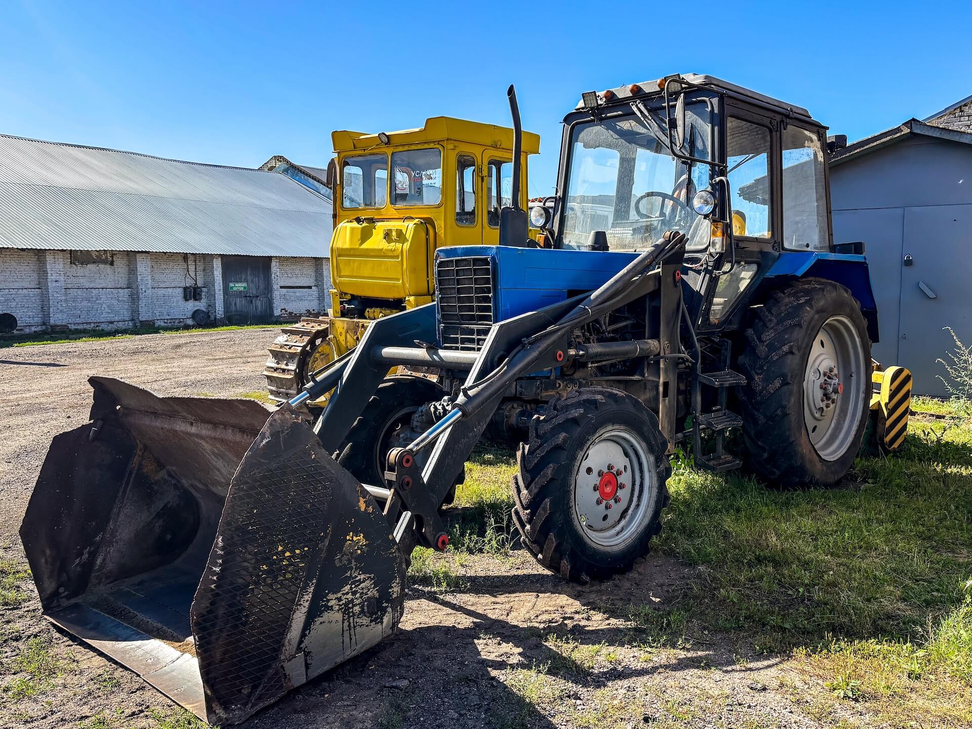 Мини-погрузчик